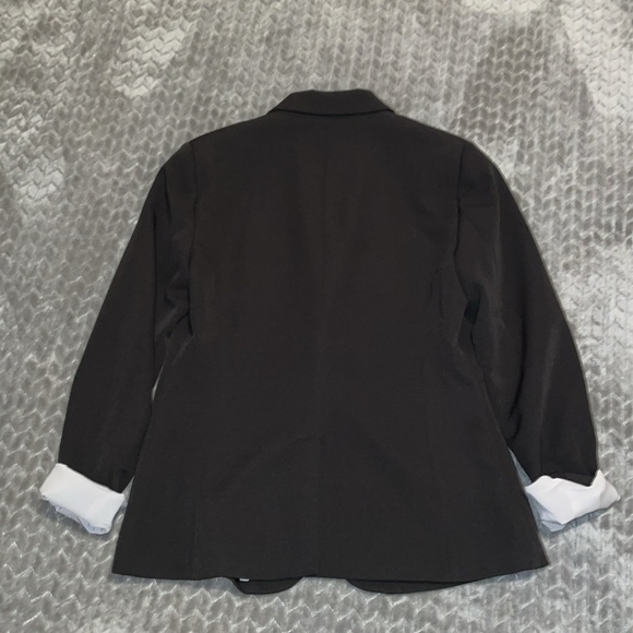 Crosby. Double Breasted Lined Blazer.  Black with gray lining. Size 6. - Picture 11 of 12